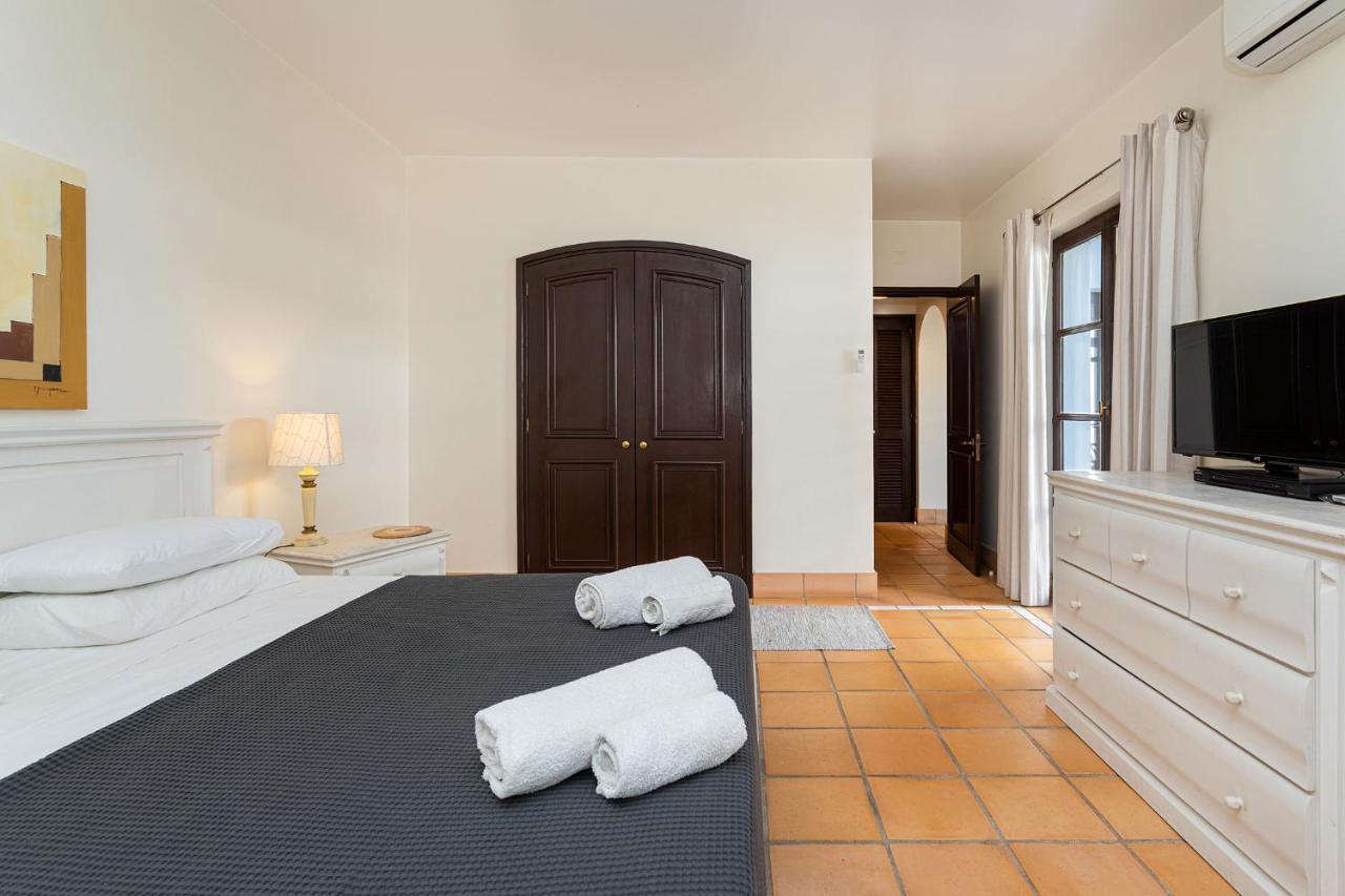 Algarve Luxury Experience - Situated Within The Pinecliffs Resort Albufeira Kültér fotó